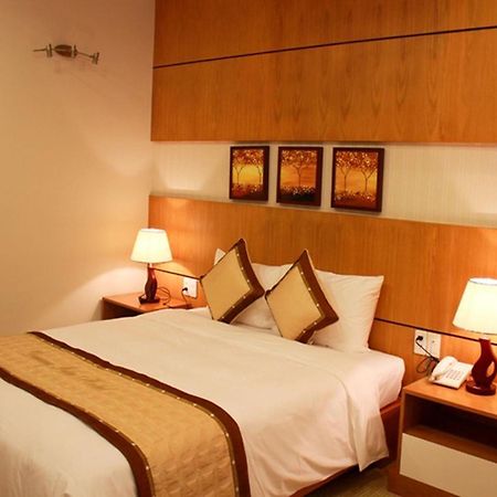 Danang Petro Hotel Екстериор снимка