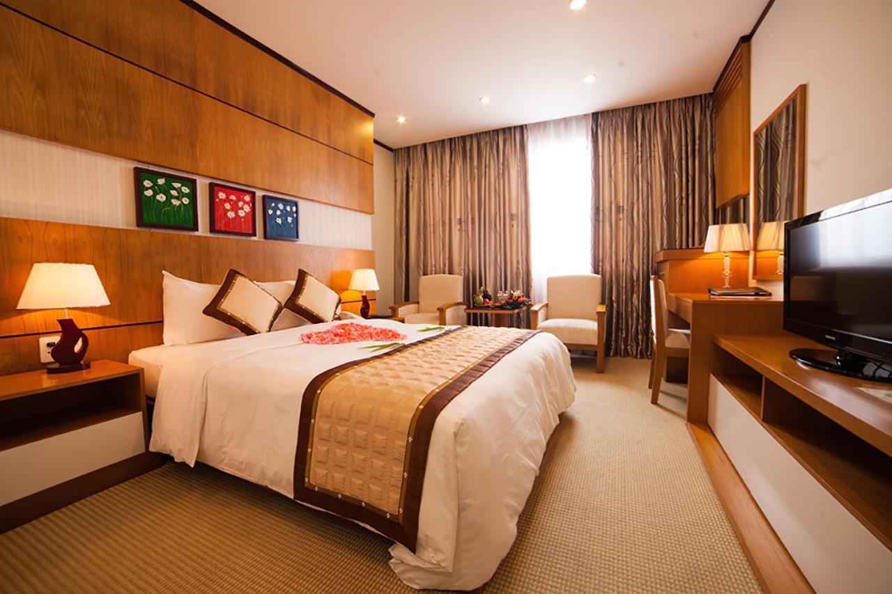 Danang Petro Hotel Екстериор снимка