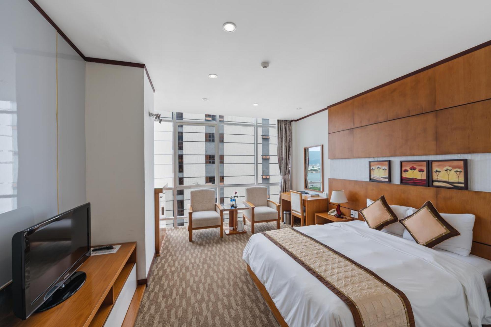 Danang Petro Hotel Екстериор снимка