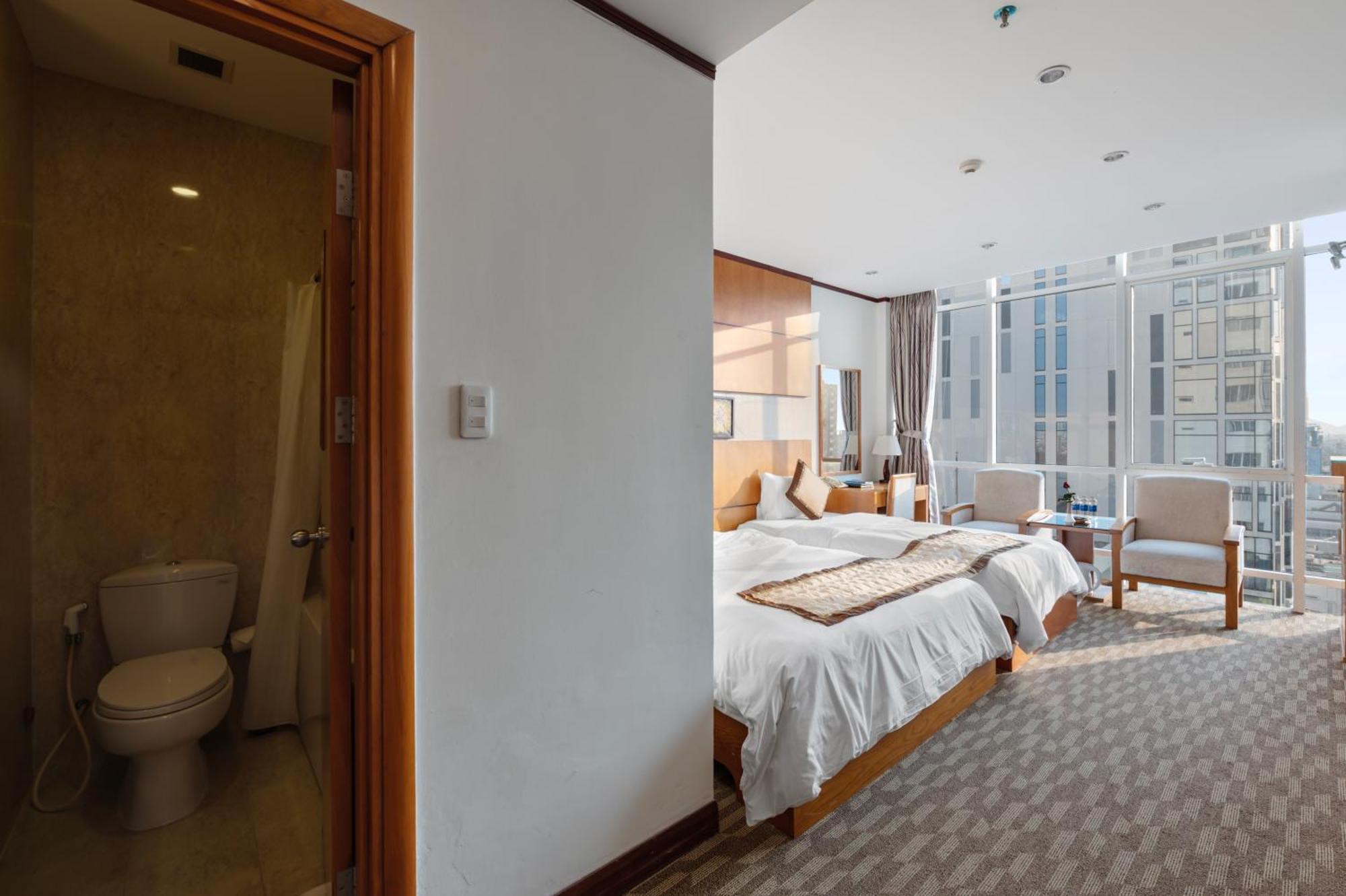 Danang Petro Hotel Екстериор снимка