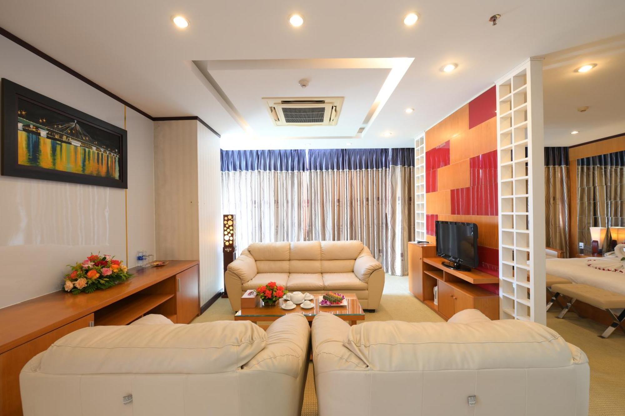 Danang Petro Hotel Екстериор снимка