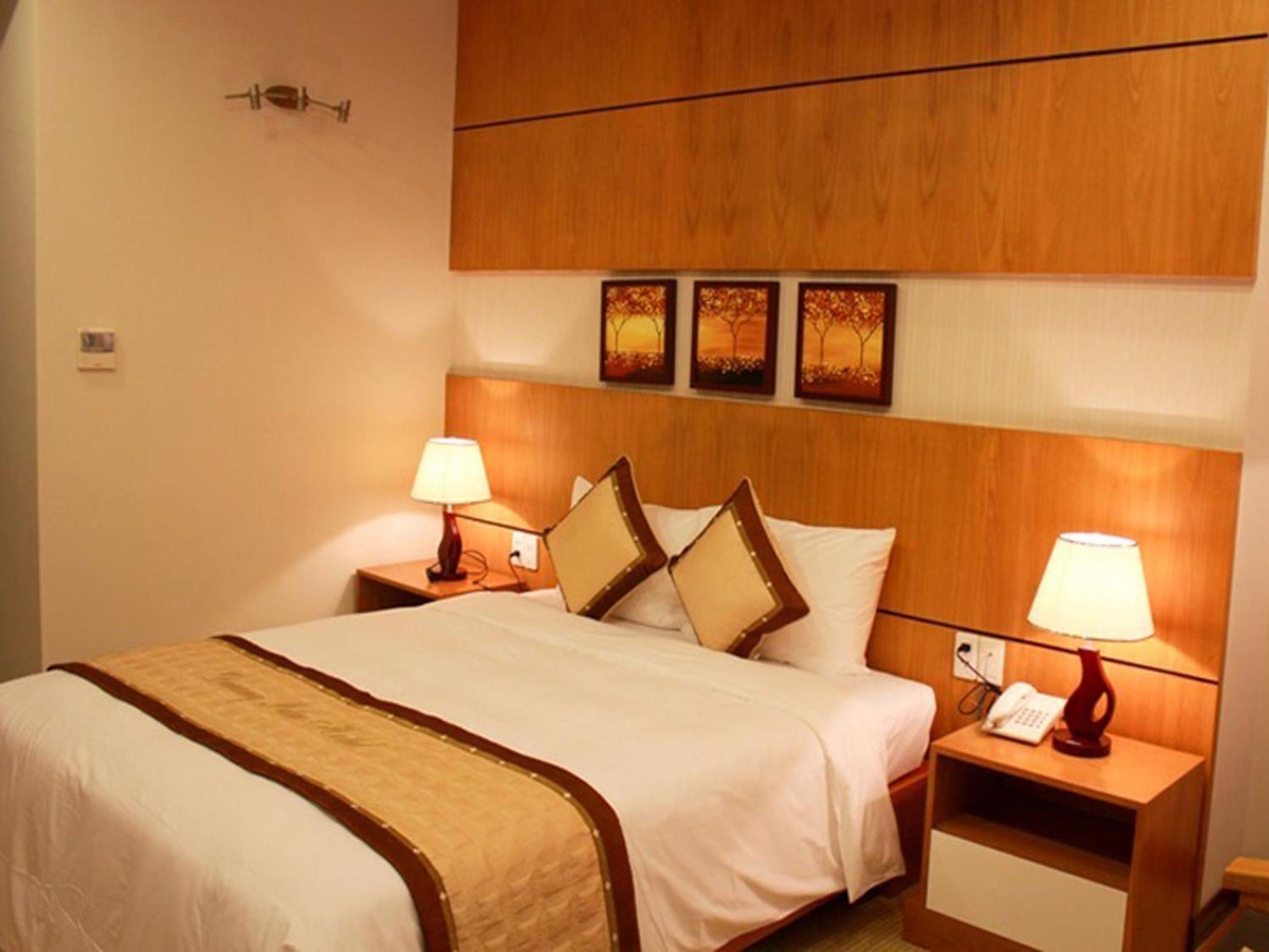 Danang Petro Hotel Екстериор снимка