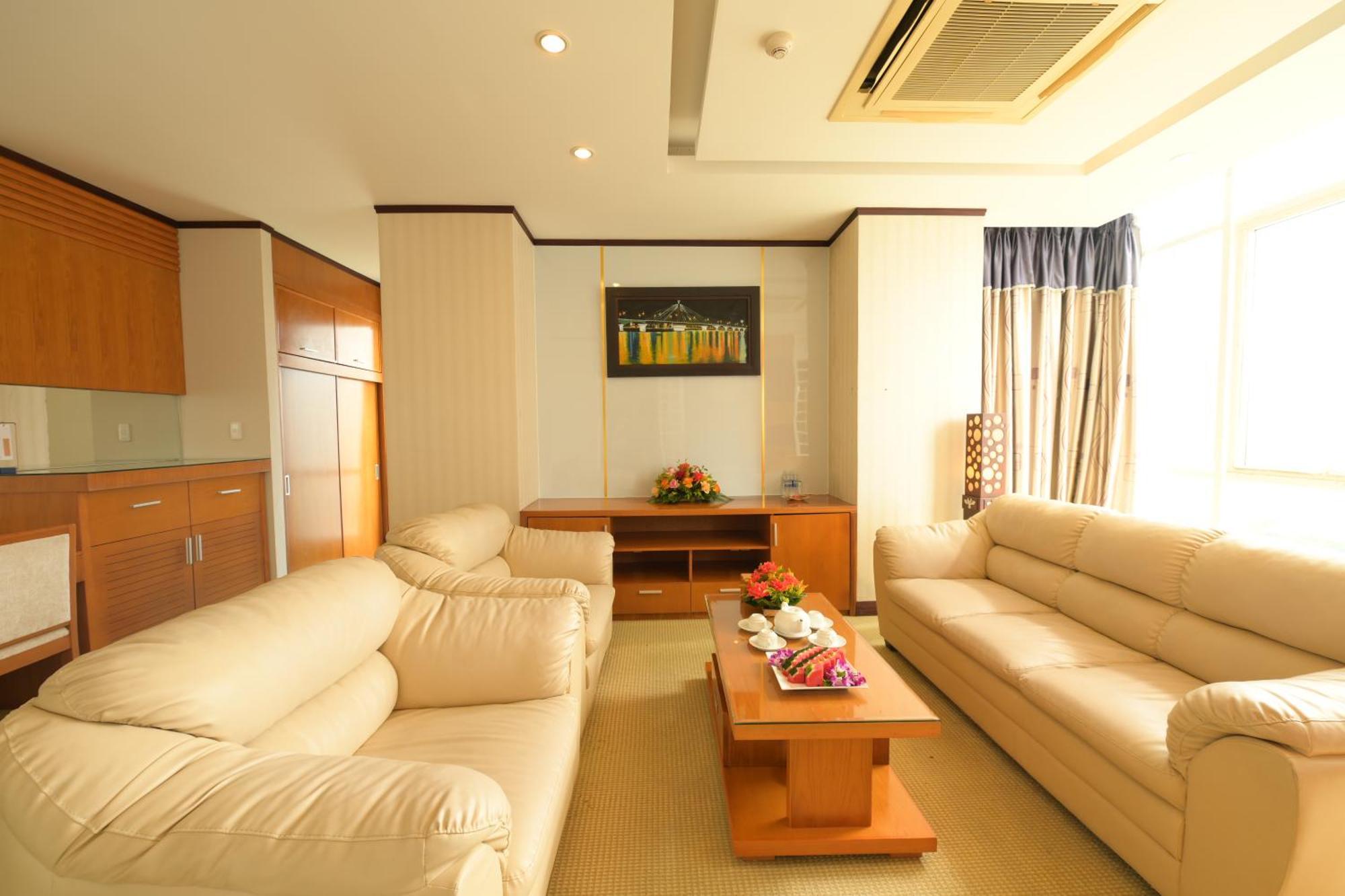 Danang Petro Hotel Екстериор снимка