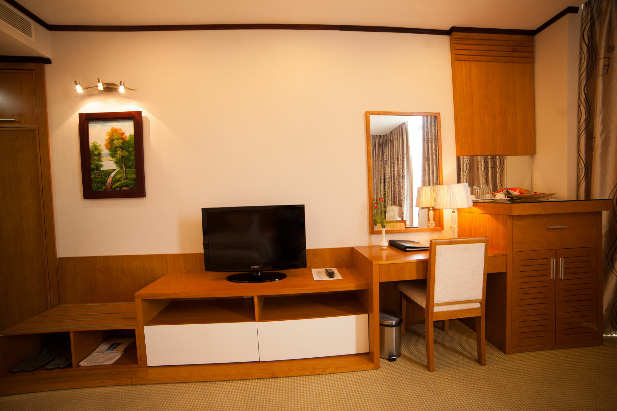 Danang Petro Hotel Екстериор снимка