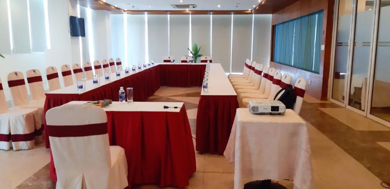 Danang Petro Hotel Екстериор снимка